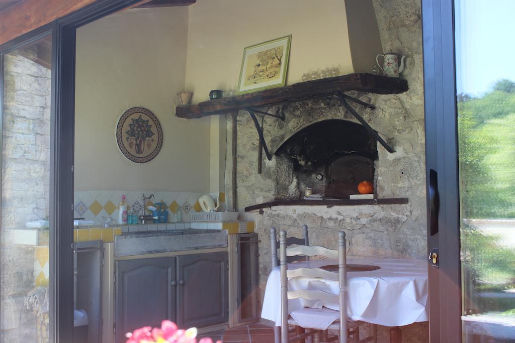 La Garde Pile De Fichou Panzió Bajamont Szoba fotó